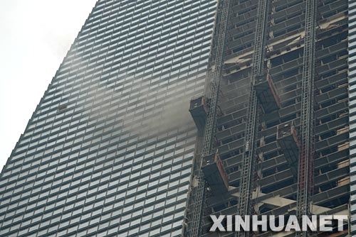 上海环球金融中心着火了？谣言！