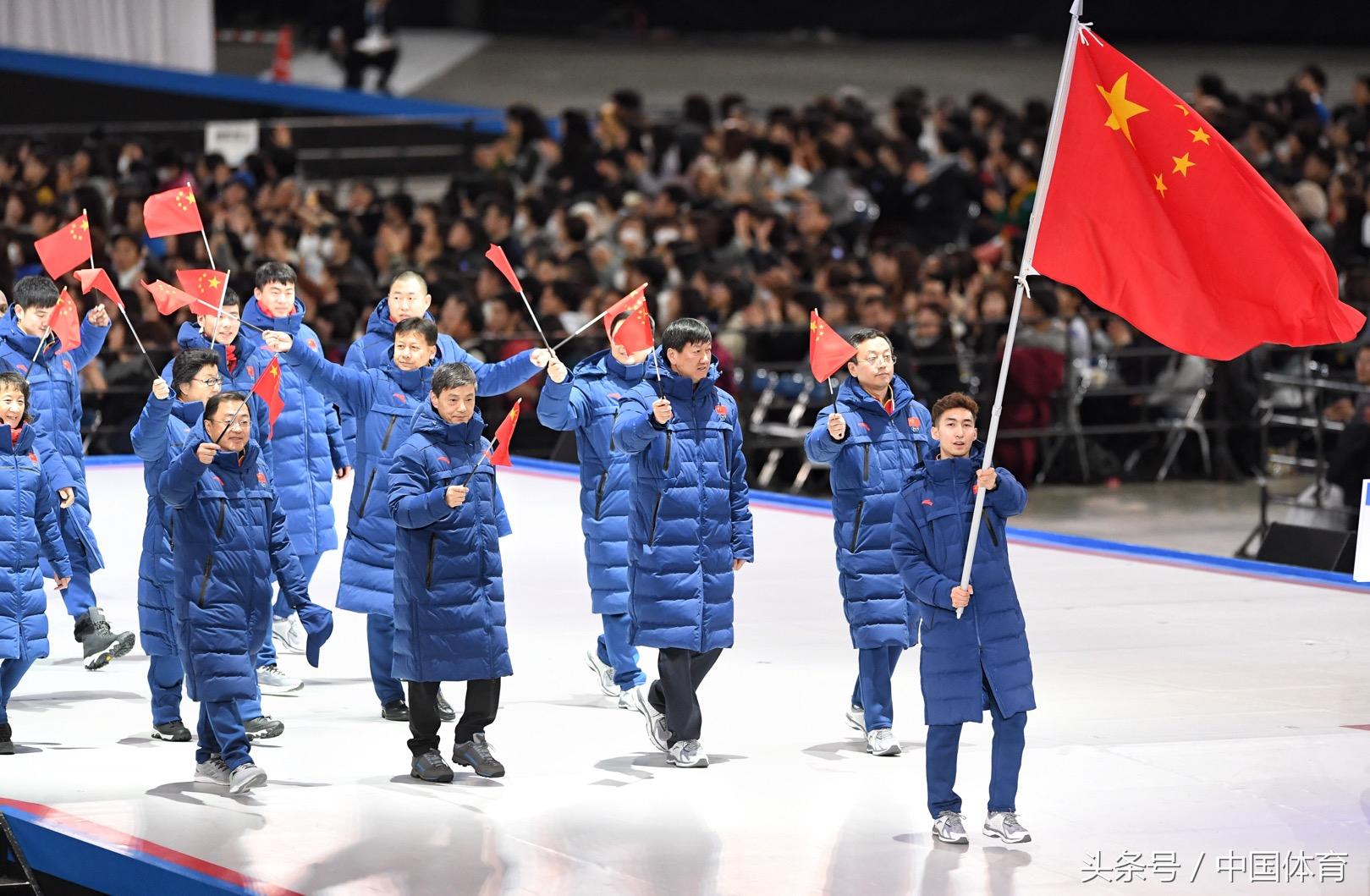 哈尔滨亚冬会中国代表团旗手揭晓，英雄风采震撼亮相！你期待谁？悬念重重揭秘风湿病科普带你深度解读背后的故事。