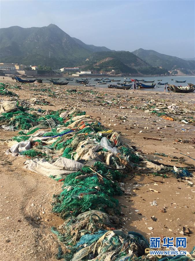 福建海岛大量生活垃圾排海 官方回应